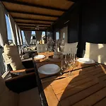 Rina Mobile House * 斯维蒂佩塔