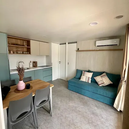 Rina Mobile House